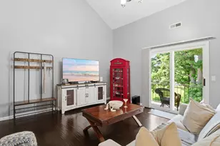 84 Tennis Plaza Rd, Dracut, MA 01826 - Photo 2