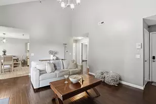 84 Tennis Plaza Rd, Dracut, MA 01826 - Photo 4