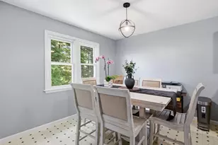 84 Tennis Plaza Rd, Dracut, MA 01826 - Photo 6