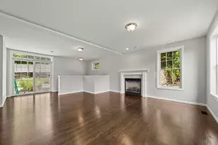 8 Woods Hill Cir, Woburn, MA 01801 - Photo 14