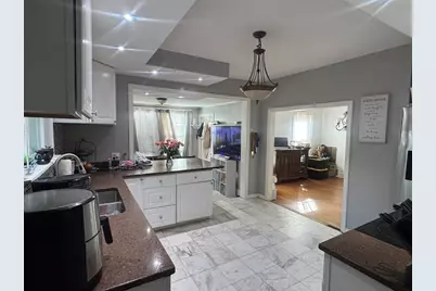35 Farmland, Lowell, MA 01852 - Photo 4