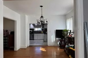 35 Farmland, Lowell, MA 01852 - Photo 4