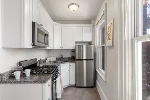 62 W Cedar St, Boston, MA 02114 - Photo 6