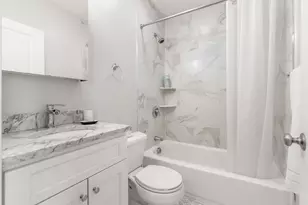 62 W Cedar St, Boston, MA 02114 - Photo 14