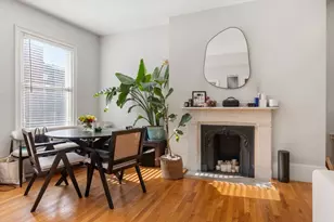 62 W Cedar St, Boston, MA 02114 - Photo 2