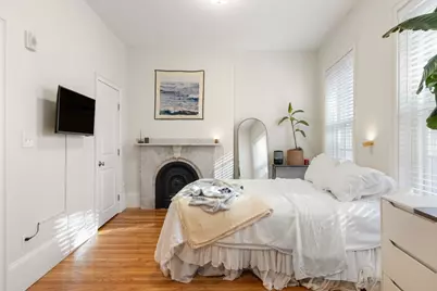 62 W Cedar St #4, Boston, MA 02114 - Photo 8