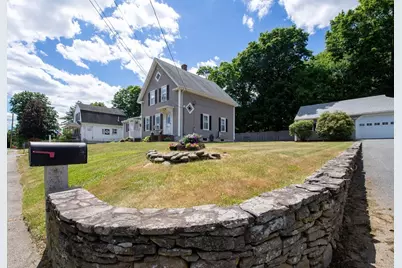 4 Star Ave, Middleborough, MA 02346 - Photo 2