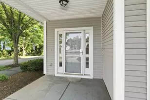631 East St, Mansfield, MA 02048 - Photo 6