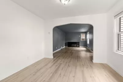 40 Calumet Ave, Worcester, MA 01606 - Photo 8