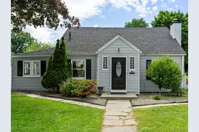 40 Calumet Ave, Worcester, MA 01606 - Photo 2