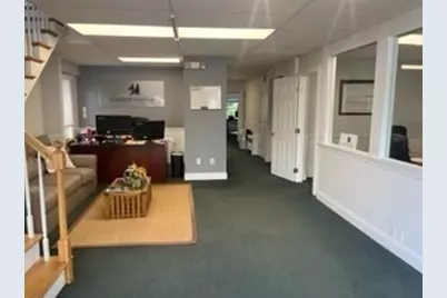 8 Samoset St, Plymouth, MA 02360 - Photo 2