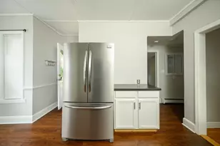 28 Blanchard St, Rockland, MA 02370 - Photo 4