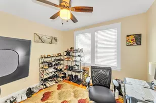 30 Bateman St, Boston, MA 02131 - Photo 24
