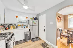 30 Bateman St, Boston, MA 02131 - Photo 12