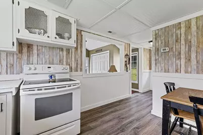 185 Linden St, Berlin, MA 01503 - Photo 14