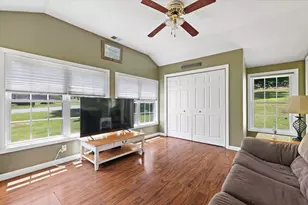 185 Linden St, Berlin, MA 01503 - Photo 12