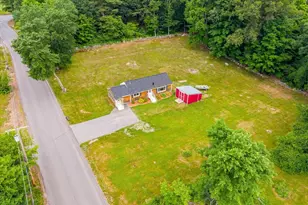 185 Linden St, Berlin, MA 01503 - Photo 4