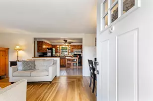 1096 Taunton Ave, Seekonk, MA 02771 - Photo 2