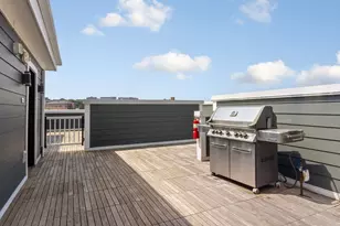 50 Hichborn St, Boston, MA 02135 - Photo 22