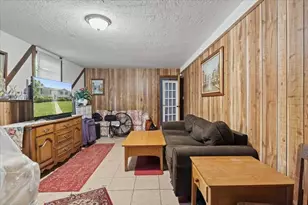 11 Dunkirk Ave, Worcester, MA 01604 - Photo 26