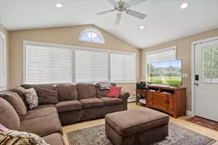 11 Dunkirk Ave, Worcester, MA 01604 - Photo 16