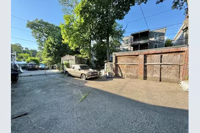 32 Clarkwood St, Boston, MA 02126 - Photo 10