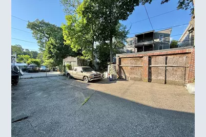 32 Clarkwood St, Boston, MA 02126 - Photo 10
