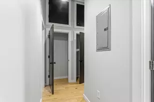 107 South St, Boston, MA 02111 - Photo 36
