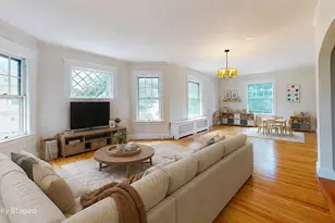 911 Pleasant St, Worcester, MA 01602 - Photo 4