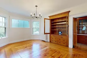 911 Pleasant St, Worcester, MA 01602 - Photo 22