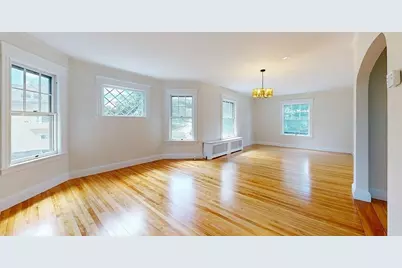 911 Pleasant St, Worcester, MA 01602 - Photo 28