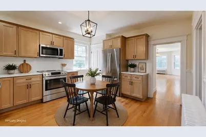 911 Pleasant St, Worcester, MA 01602 - Photo 2