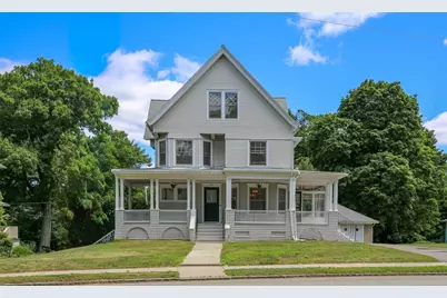 911 Pleasant St, Worcester, MA 01602 - Photo 12