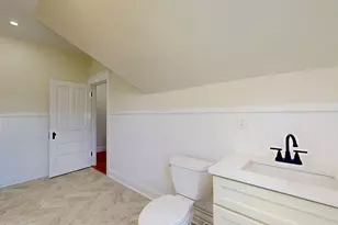911 Pleasant St, Worcester, MA 01602 - Photo 38