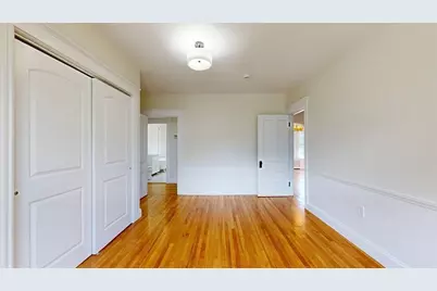911 Pleasant St, Worcester, MA 01602 - Photo 24