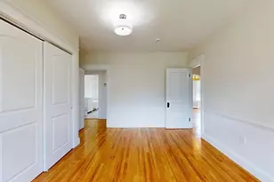 911 Pleasant St, Worcester, MA 01602 - Photo 24