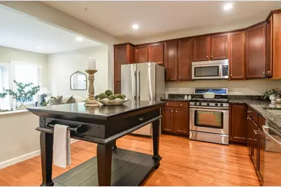 204 Sand Trap Court #204, Northbridge, MA 01534 - Photo 6