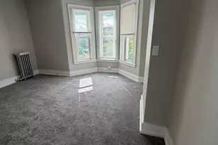 97 Newton St, Holyoke, MA 01040 - Photo 14