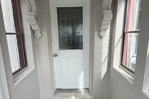 97 Newton St, Holyoke, MA 01040 - Photo 2
