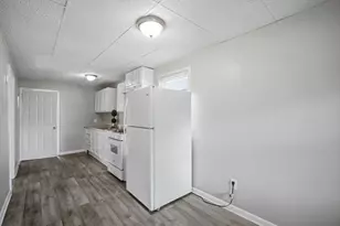 540 Armory St, Springfield, MA 01104 - Photo 14