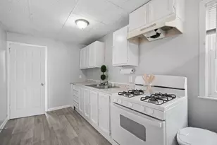 540 Armory St, Springfield, MA 01104 - Photo 10