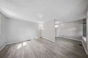 540 Armory St, Springfield, MA 01104 - Photo 22