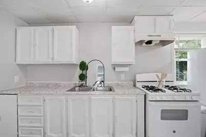 540 Armory Street, Springfield, MA 01104 - Photo 8