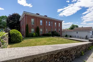 40 School St, Haverhill, MA 01832 - Photo 4
