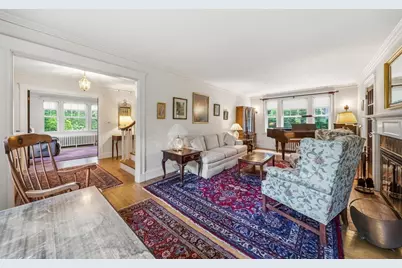 200 Harvard Cir, Newton, MA 02460 - Photo 8