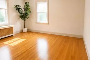 60 Rencelau St, Springfield, MA 01118 - Photo 8