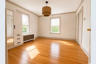 60 Rencelau St, Springfield, MA 01118 - Photo 6