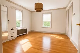 60 Rencelau St, Springfield, MA 01118 - Photo 6