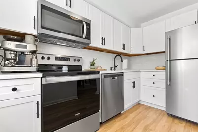12 Pickett St #H, Beverly, MA 01915 - Photo 4