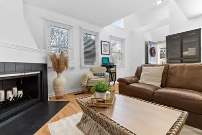 12 Pickett St #H, Beverly, MA 01915 - Photo 2